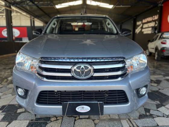 TOYOTA HILUX 2.7 SR 4X2 CD 16V FLEX 4P AUTOMÁTICO